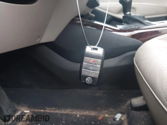 2018 Kia Sorento EX with VIN 5XYPH4A58JG421551, listed as a IAAI auction lot 41551231 with Not Provided miles and . Bid and sale history available at DreamBid. Image 11.