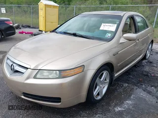 2005 Acura TL with VIN 19UUA66285A067331, listed as a IAAI auction lot 41935617 with 204,935 mi miles. Bid and sale history available at carsss.com. Image 2.