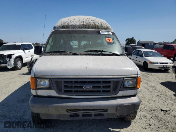 2006 Ford Econoline Cargo z VIN 1FTNE24W16DA32460, wystawiony jako Copart lot #60887395 z przebiegiem 372 336 mil mil oraz Czysty tytuł • Clean title. Historia ofert i sprzedaży dostępna na DreamBid. Obrazek 5.