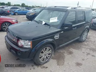 2010 Land Rover LR4 Lux z VIN SALAK2D40AA527077, wystawiony jako IAAI lot #42442435 z przebiegiem 185 194 mil mil oraz . Historia ofert i sprzedaży dostępna na DreamBid. Obrazek 2.