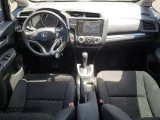 2017 Honda Fit EX with VIN JHMGK5H71HS004368, listed as a Copart auction lot 63040115 with 147,423 mi miles and Salvage title. Bid and sale history available at DreamBid. Image 8.