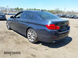 2011 BMW 5 Series 528i with VIN WBAFR1C52BC672489, listed as a IAAI auction lot 42038678 with 47,688 mi miles and . Bid and sale history available at carsss.com. Image 3.