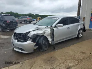 2016 Nissan Altima S with VIN 1N4AL3AP7GN327720, listed as a Copart auction lot 60242365 with 136,404 mi miles and Salvage title. Bid and sale history available at DreamBid. Image 1.