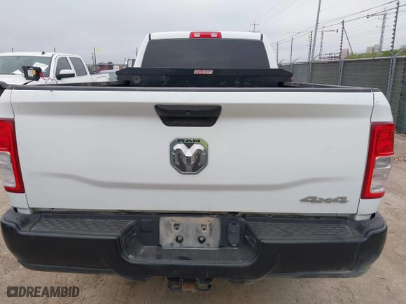 2022 Ram 2500 Tradesman with VIN 3C6UR5HJ4NG354406, listed as a IAAI auction lot 41979979 with 79,649 mi miles. Bid and sale history available at carsss.com. Image 16.