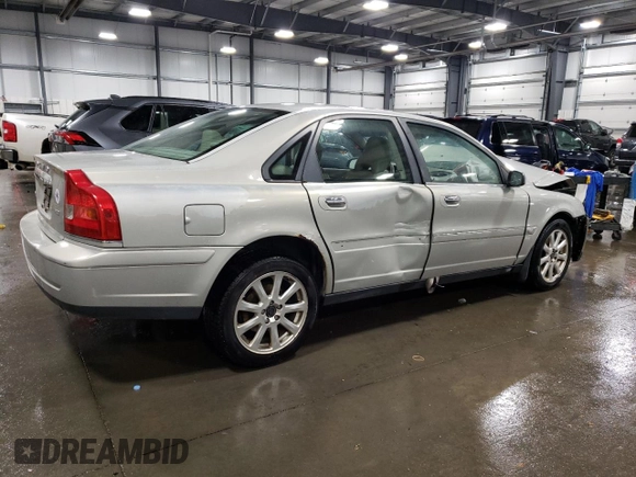 2004 Volvo S80 with VIN YV1TH59H241349926, listed as a Copart auction lot 77653344 with 0 mi miles and Non Repairable. Bid and sale history available at carsss.com. Image 3.