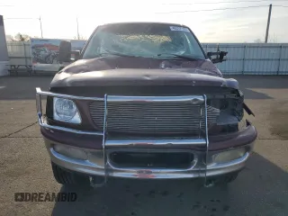 1997 Ford F-150 XL with VIN 1FTDX18W9VNB37394, listed as a Copart auction lot 48332195 with 250,506 mi miles and Salvage Title. Bid and sale history available at carsss.com. Image 5.
