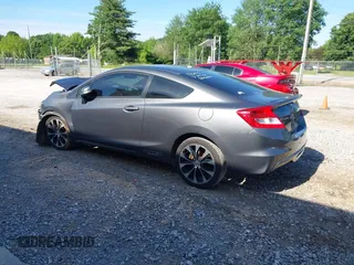 2013 Honda Civic Si z VIN 2HGFG4A58DH703047, wystawiony jako IAAI lot #42177965 z przebiegiem Nie podano mil oraz . Historia ofert i sprzedaży dostępna na DreamBid. Obrazek 3.