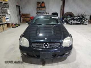 2003 Mercedes-Benz SLK 320 with VIN WDBKK65F23F277574, listed as a Copart auction lot 82523004 with 112,143 mi miles and Clean title. Bid and sale history available at DreamBid. Image 5.