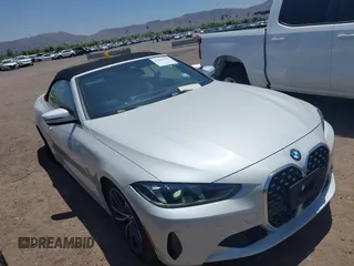 2025 BMW 4 Series 430i z VIN WBA33DB09SCT63436, wystawiony jako IAAI lot #42456299 z przebiegiem 9 746 mil mil oraz . Historia ofert i sprzedaży dostępna na DreamBid. Obrazek 1.
