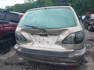 1999 Lexus RX 300 z VIN JT6GF10U8X0029642, wystawiony jako IAAI lot #42188006 z przebiegiem 350 865 mil mil oraz . Historia ofert i sprzedaży dostępna na DreamBid. Obrazek 16.