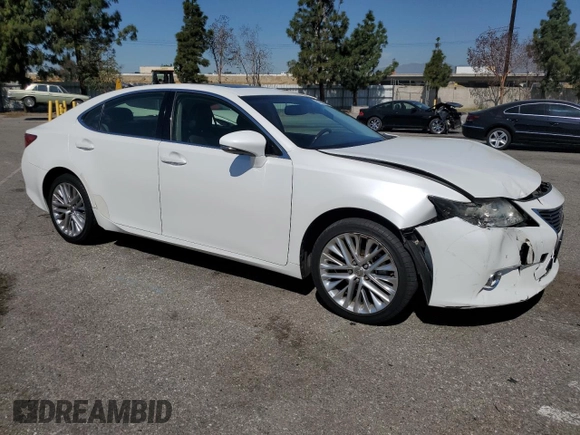 2013 Lexus ES 4dr Sdn with VIN JTHBK1GG1D2017331, listed as a Copart auction lot 52831325 with 93,906 mi miles and Salvage Title. Bid and sale history available at carsss.com. Image 4.