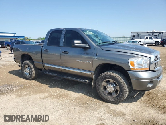 2006 Dodge 2500 SLT z VIN 3D7KS28C26G131938, wystawiony jako Copart lot #61466185 z przebiegiem 80 601 mil mil oraz Nie do naprawy • Non repairable. Historia ofert i sprzedaży dostępna na DreamBid. Obrazek 4.