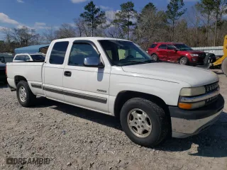2001 Chevrolet Silverado 1500 LT with VIN 2GCEC19T911144135, listed as a Copart auction lot 46358005 with 319,882 mi miles and Salvage Title. Bid and sale history available at carsss.com. Image 4.