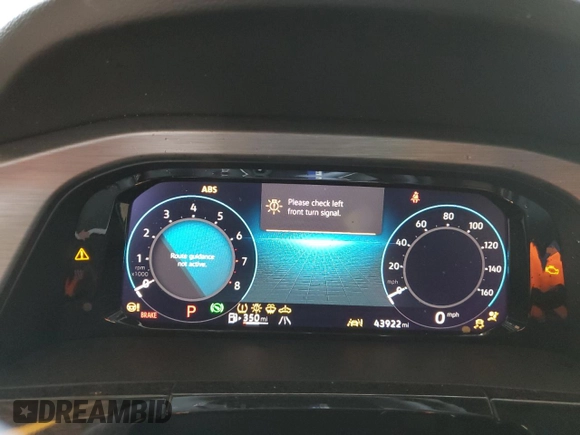 2024 Volkswagen Atlas SE z VIN 1V2KE2CA1RC201958, wystawiony jako Copart lot #59052675 z przebiegiem 43 922 mil mil oraz Szkoda całkowita • Salvage title. Historia ofert i sprzedaży dostępna na DreamBid. Obrazek 9.