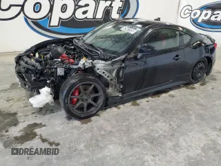 2019 Toyota 86 GT z VIN JF1ZNAE17K9702661, wystawiony jako Copart lot #52847335 z przebiegiem 69 831 mil mil oraz Czysty tytuł • Clean title. Historia ofert i sprzedaży dostępna na DreamBid. Obrazek 1.