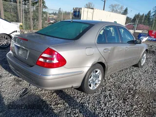 2006 Mercedes-Benz E-Class 3.5L with VIN WDBUF56J36A765623, listed as a IAAI auction lot 41903359 with 46,856 mi miles. Bid and sale history available at carsss.com. Image 4.