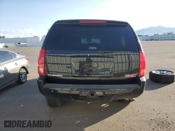 2007 GMC Yukon SLT with VIN 1GKFK13007J148406, listed as a Copart auction lot 67175134 with 175,936 mi miles and Salvage Title. Bid and sale history available at carsss.com. Image 6.