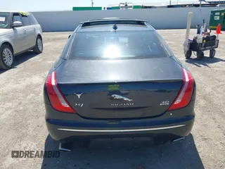 2015 Jaguar XJ R-Sport with VIN SAJWJ1CD6F8V83990, listed as a IAAI auction lot 41936162 with Not Provided miles and . Bid and sale history available at DreamBid. Image 16.