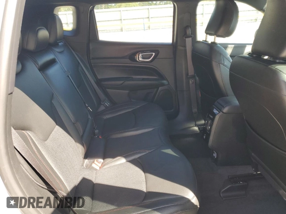 2024 Jeep Compass Trailhawk с VIN 3C4NJDDNXRT590322, выставлен на аукционе Copart как лот 47870985 с пробегом 13 232 миль миль и Списание • Salvage title. История ставок и продаж доступна на DreamBid. Изображение 11.
