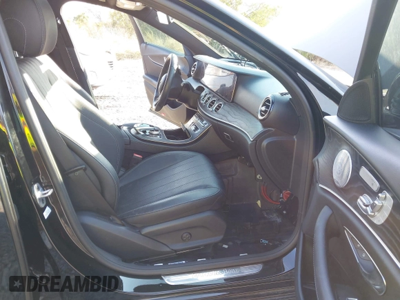 2020 Mercedes-Benz E 350 z VIN WDDZF8DBXLA708289, wystawiony jako IAAI lot #41486627 z przebiegiem Nie podano mil oraz . Historia ofert i sprzedaży dostępna na DreamBid. Obrazek 5.