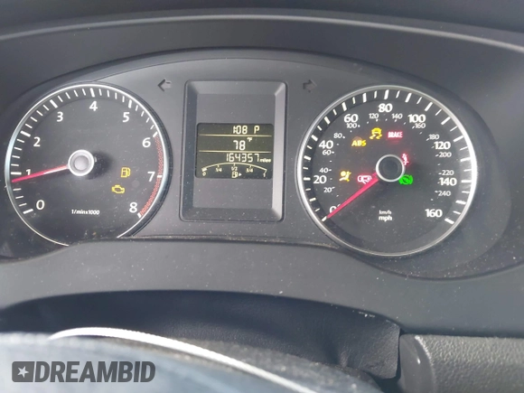 2013 Volkswagen Jetta SE with VIN 3VWDX7AJ8DM215350, listed as a IAAI auction lot 42642122 with 164,357 mi miles and . Bid and sale history available at DreamBid. Image 7.