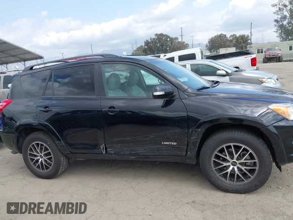 2011 Toyota RAV4 Ltd with VIN 2T3DK4DVXBW059080, listed as a IAAI auction lot 41916214 with 162,840 mi miles. Bid and sale history available at carsss.com. Image 13.