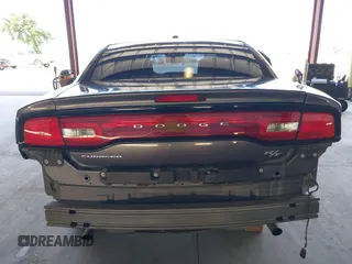 2013 Dodge Charger RT with VIN 2C3CDXCT0DH745384, listed as a IAAI auction lot 42044343 with 147,100 mi miles. Bid and sale history available at carsss.com. Image 17.