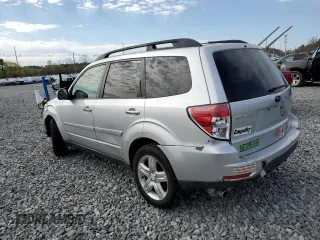 2010 Subaru Forester 2.5X Limited with VIN JF2SH6DC9AH730583, listed as a Copart auction lot 54013835 with 196,286 mi miles and Clean Title. Bid and sale history available at carsss.com. Image 2.