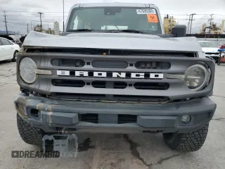 2022 Ford Bronco with VIN 1FMEE5DP1NLA98307, listed as a Copart auction lot 47690365 with 34,490 mi miles and Salvage Title. Bid and sale history available at DreamBid. Image 5.