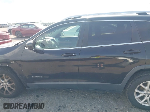 2016 Jeep Cherokee Latitude с VIN 1C4PJLCB4GW287540, выставлен на аукционе IAAI как лот 42517646 с пробегом 154 501 миль миль и . История ставок и продаж доступна на DreamBid. Изображение 15.