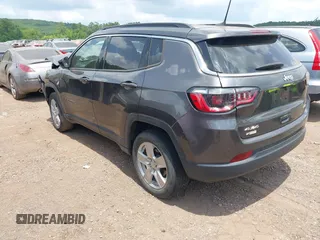 2022 Jeep Compass Latitude с VIN 3C4NJDBB3NT147304, выставлен на аукционе IAAI как лот 42420712 с пробегом 44 768 миль миль и . История ставок и продаж доступна на DreamBid. Изображение 3.