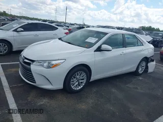 2017 Toyota Camry XLE with VIN 4T1BF1FK2HU633363, listed as a IAAI auction lot 42007735 with 95,199 mi miles. Bid and sale history available at carsss.com. Image 17.
