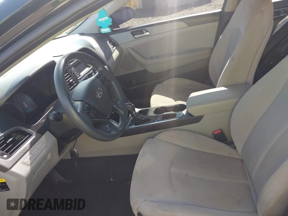 2017 Hyundai Sonata SE with VIN 5NPE24AF1HH493180, listed as a IAAI auction lot 41972109 with 91,293 mi miles and . Bid and sale history available at DreamBid. Image 5.