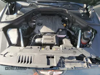 2022 Genesis GV80 with VIN KMUHBDSB1NU096639, listed as a Copart auction lot 47639035 with 25,105 mi miles and Salvage title. Bid and sale history available at DreamBid. Image 12.