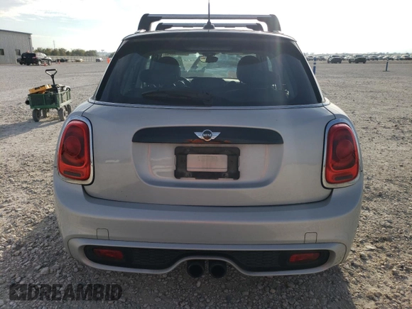 2015 MINI Cooper Hardtop 4 Door S with VIN WMWXU3C50F2B65944, listed as a Copart auction lot 82986174 with 121,207 mi miles and Clean Title. Bid and sale history available at carsss.com. Image 6.