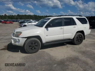 2004 Toyota 4Runner SR5 z VIN JTEZU14R340020805, wystawiony jako Copart lot #61629045 z przebiegiem 249 943 mil mil oraz Czysty tytuł • Clean title. Historia ofert i sprzedaży dostępna na DreamBid. Obrazek 1.