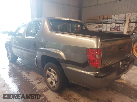 2009 Honda Ridgeline RT with VIN 5FPYK16279B104907, listed as a IAAI auction lot 42197433 with 244,260 mi miles. Bid and sale history available at carsss.com. Image 3.