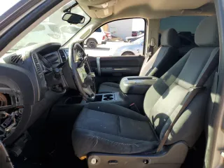 2007 Chevrolet Silverado 1500 LTZ with VIN 2GCEC13J571661738, listed as a Copart auction lot 77044513 with 258,228 mi miles and Salvage Title. Bid and sale history available at carsss.com. Image 7.
