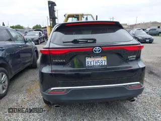2021 Toyota Venza LE with VIN JTEAAAAH7MJ060526, listed as a IAAI auction lot 42084173 with 39,013 mi miles and . Bid and sale history available at DreamBid. Image 17.