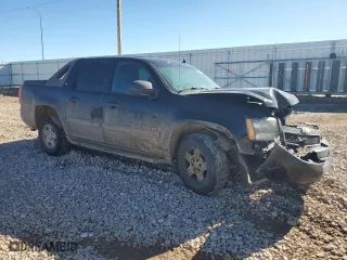 2007 Chevrolet Avalanche LTZ with VIN 3GNFK12317G263676, listed as a Copart auction lot 47012745 with 207,640 mi miles and Clean Title. Bid and sale history available at carsss.com. Image 4.