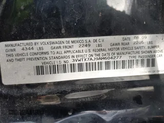 2010 Volkswagen Jetta SE z VIN 3VWTX7AJ9AM604277, wystawiony jako IAAI lot #41048631 z przebiegiem 103 246 mil mil oraz . Historia ofert i sprzedaży dostępna na DreamBid. Obrazek 9.