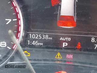 2018 Audi Q7 Premium Plus z VIN WA1LAAF74JD034810, wystawiony jako IAAI lot #42307500 z przebiegiem 102 538 mil mil oraz . Historia ofert i sprzedaży dostępna na DreamBid. Obrazek 16.