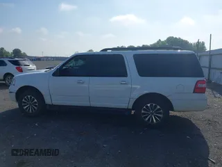 2017 Ford Expedition Max XLT z VIN 1FMJK1HT4HEA11855, wystawiony jako IAAI lot #42096762 z przebiegiem 163 695 mil mil oraz . Historia ofert i sprzedaży dostępna na DreamBid. Obrazek 14.