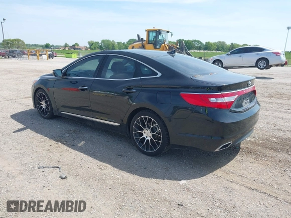 2015 Hyundai Azera Limited with VIN KMHFH4JGXFA467625, listed as a IAAI auction lot 42222067 with 242,309 mi miles and . Bid and sale history available at DreamBid. Image 3.