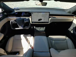 2021 Tesla Model S Plaid с VIN 5YJSA1E64MF451576, выставлен на аукционе Copart как лот 45425625 с пробегом 40 563 миль миль и Списание • Salvage title. История ставок и продаж доступна на DreamBid. Изображение 8.
