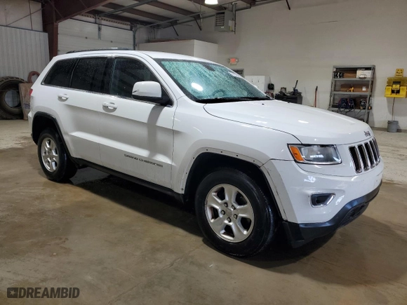 2015 Jeep Grand Cherokee Laredo with VIN 1C4RJFAG4FC886141, listed as a Copart auction lot 43654175 with 227,069 mi miles and Clean Title. Bid and sale history available at carsss.com. Image 4.
