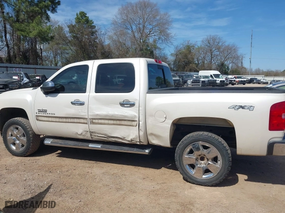 2009 Chevrolet Silverado 1500 LTZ with VIN 3GCEK33M99G156496, listed as a IAAI auction lot 41794538 with 138,829 mi miles. Bid and sale history available at carsss.com. Image 14.