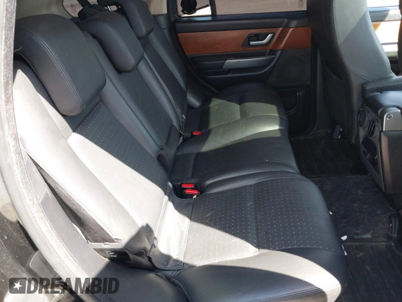 2006 Land Rover Range Rover Sport SC with VIN SALSH23406A960264, listed as a IAAI auction lot 42035373 with 111,839 mi miles. Bid and sale history available at carsss.com. Image 8.
