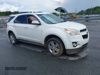 2013 Chevrolet Equinox LT z VIN 2GNALPEK1D6224123, wystawiony jako IAAI lot #42236223 z przebiegiem 140 927 mil mil oraz . Historia ofert i sprzedaży dostępna na DreamBid. Obrazek 1.