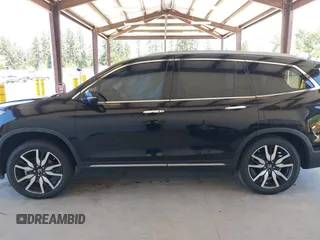 2021 Honda Pilot Touring 8-Passenger z VIN 5FNYF6H99MB049728, wystawiony jako IAAI lot #42194602 z przebiegiem 41 374 mil mil oraz . Historia ofert i sprzedaży dostępna na DreamBid. Obrazek 15.